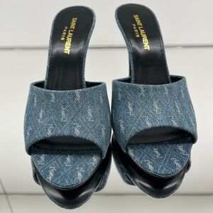🔥🔥SOLD SOLD SOLD🔥🔥 Authentic new never worn Ysl Jean sandal with logo print